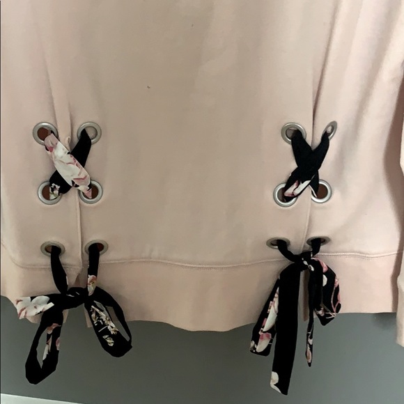 Soho pink blouse - Picture 2 of 3